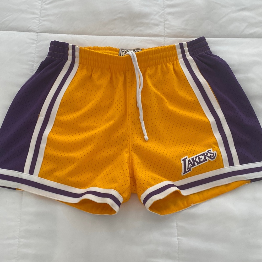 Mitchell and ness Laker NBA Shorts